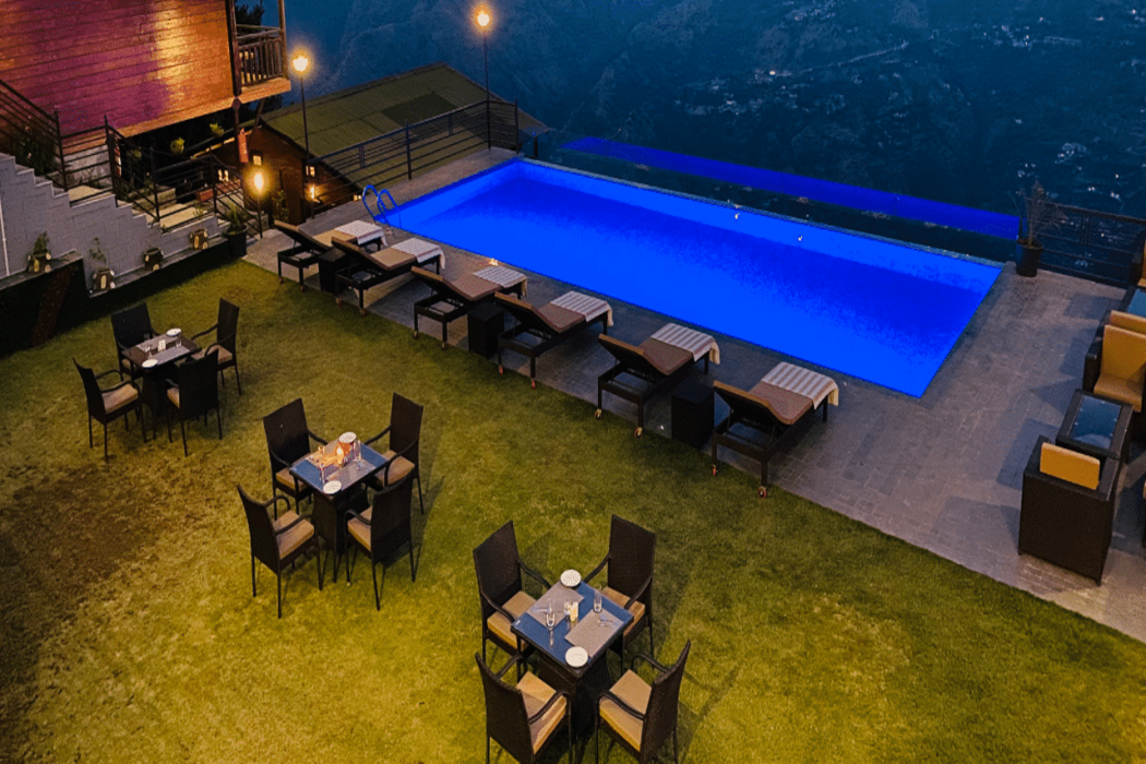 JuSTa Luxe Cliffend Resort and Spa Mashobra 19/36