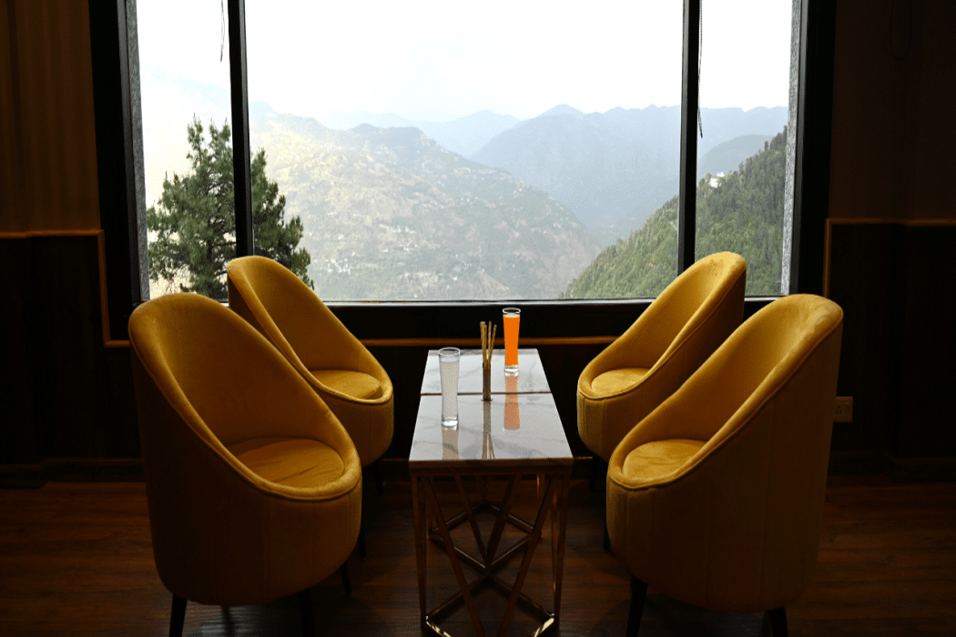 JuSTa Luxe Cliffend Resort and Spa Mashobra 15/36