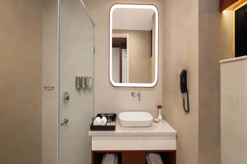 JuSTa Luxe Hollow Oak Mussoorie 7/28