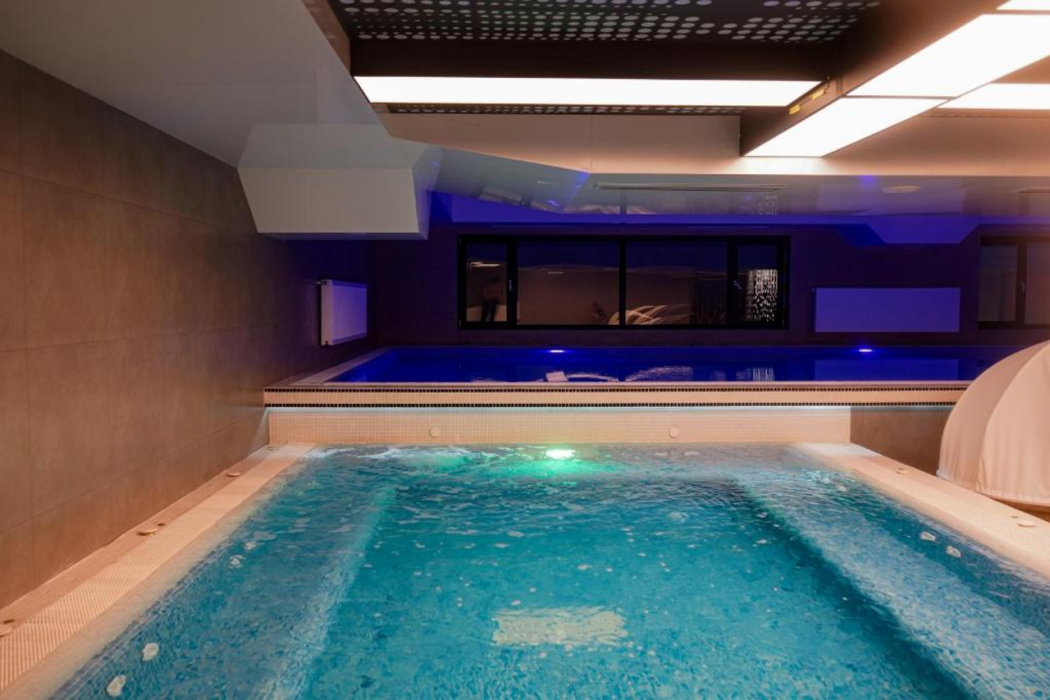 Bentley Hotel Tashkent 12/31