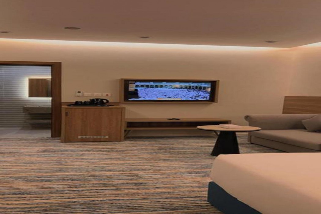 Holiday Plus Mishrifah Apartments