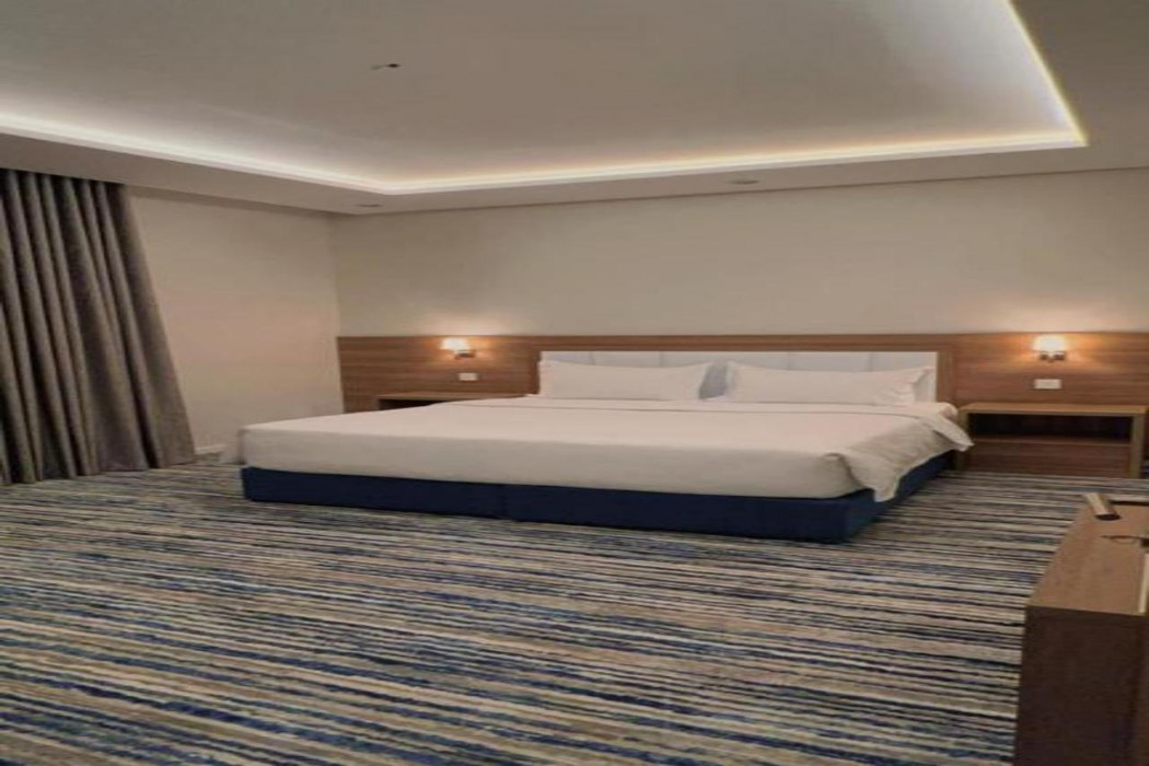 Holiday Plus Mishrifah Apartments