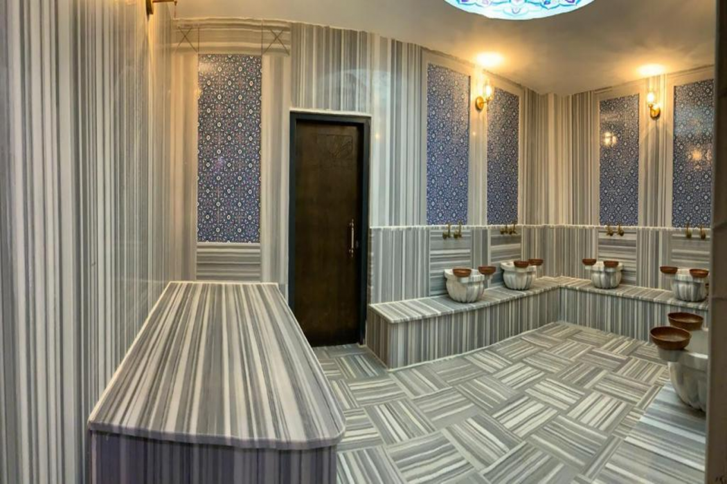 Mardiva Resort Hotel 13/25