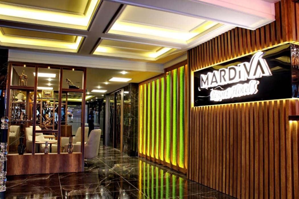 Mardiva Resort Hotel 1/25
