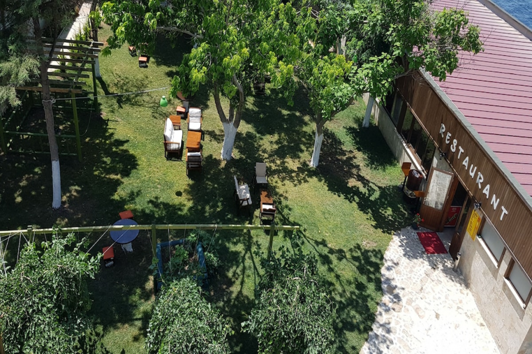 Troas Beach Hotel 24/59