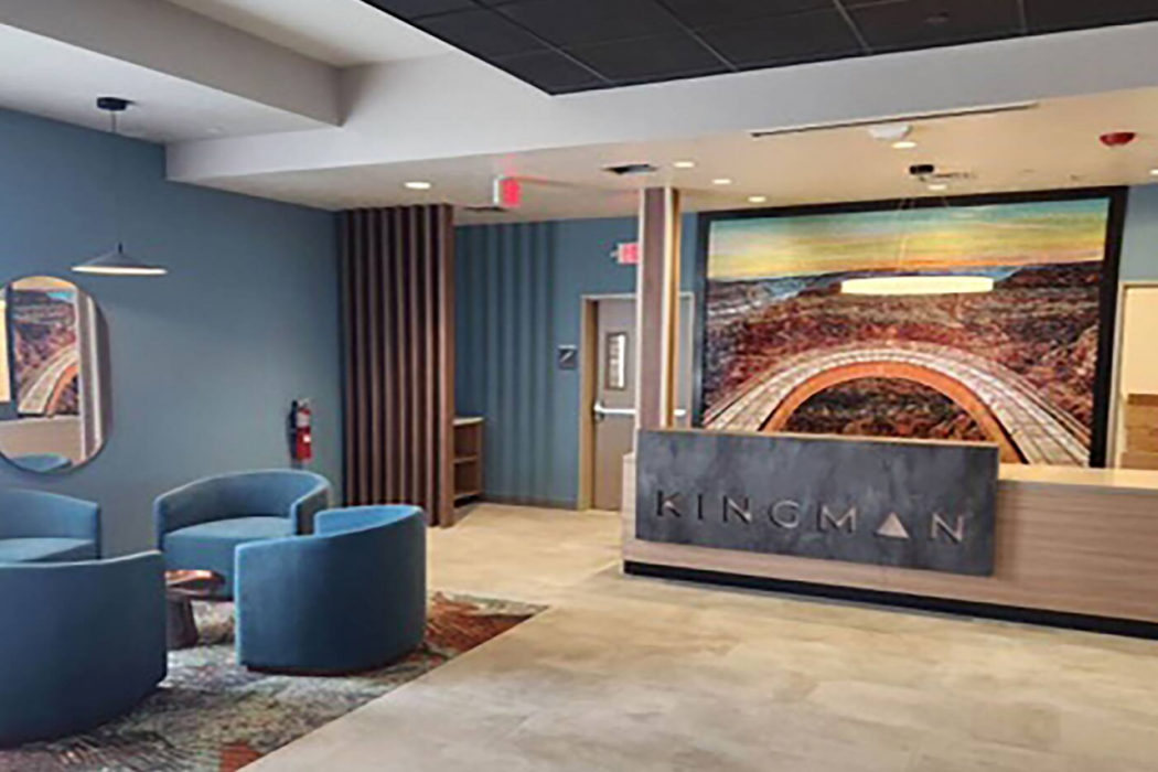 Hawthorn Extended Stay by Wyndham Kingman 4/27