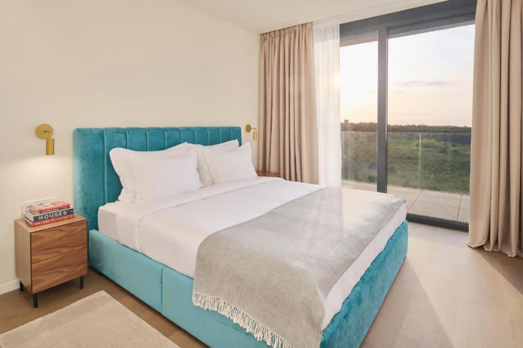 Petram Resort & Residences 18/68