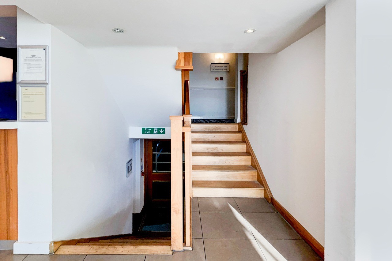 Belvilla Crewe City Centre Hotel - Lifestyle 10/61