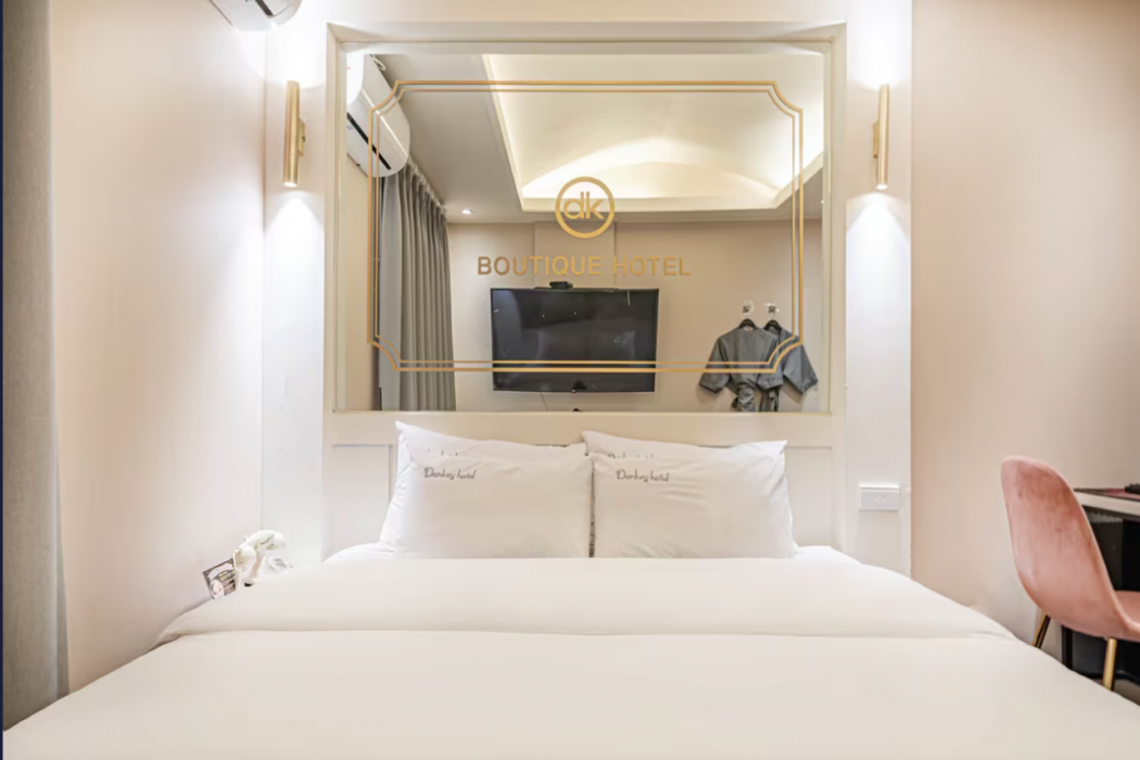DK Hotel 12/55