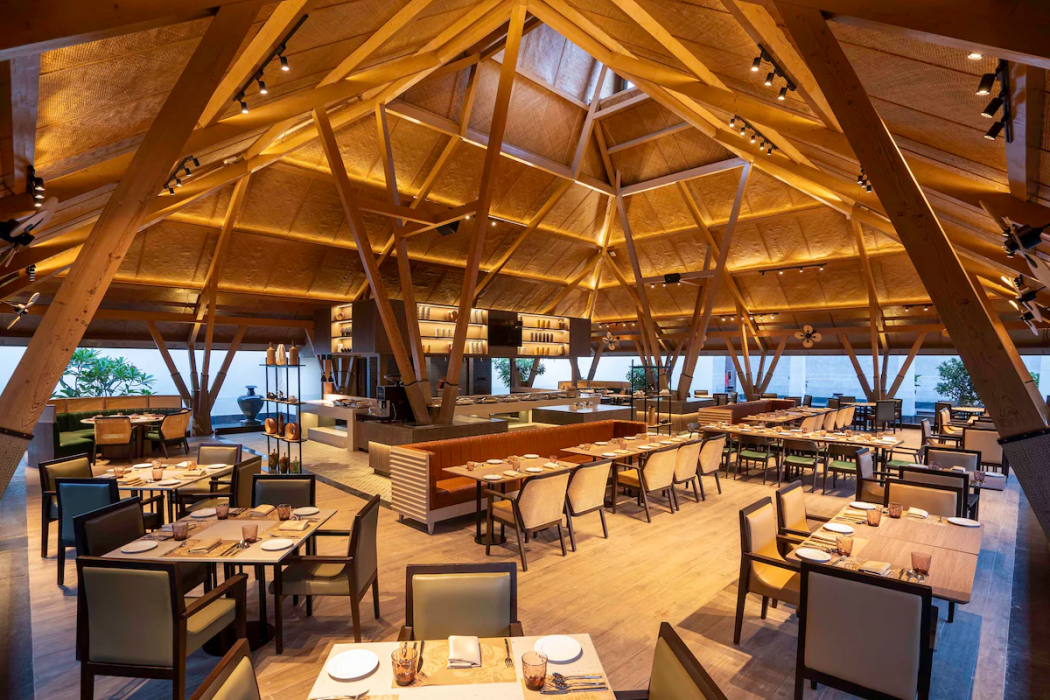 Radisson Resort Hatgad Saputara 54/74