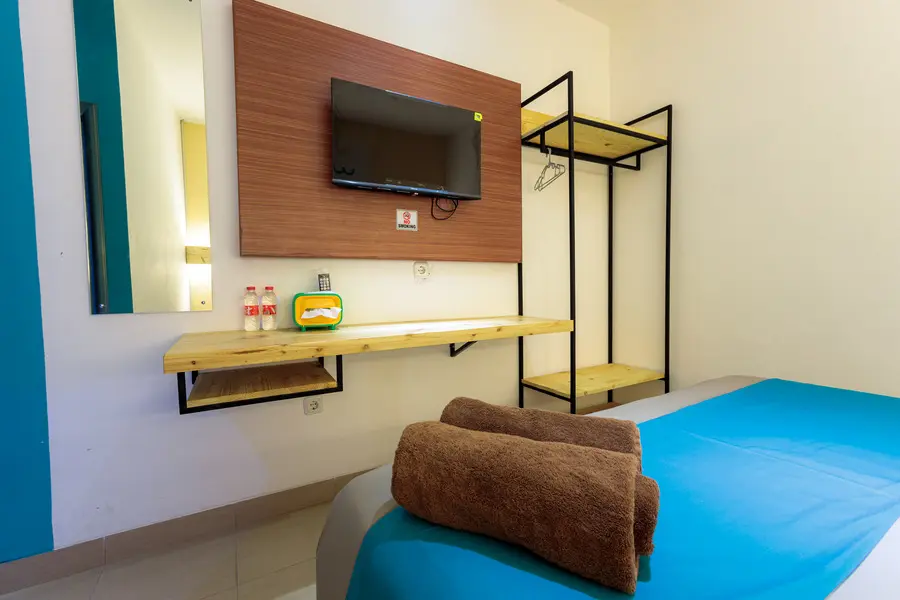Sans Hotel Roxy Jakarta 32/60