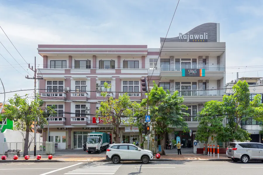 Sans Hotel Rajawali Surabaya 1/68