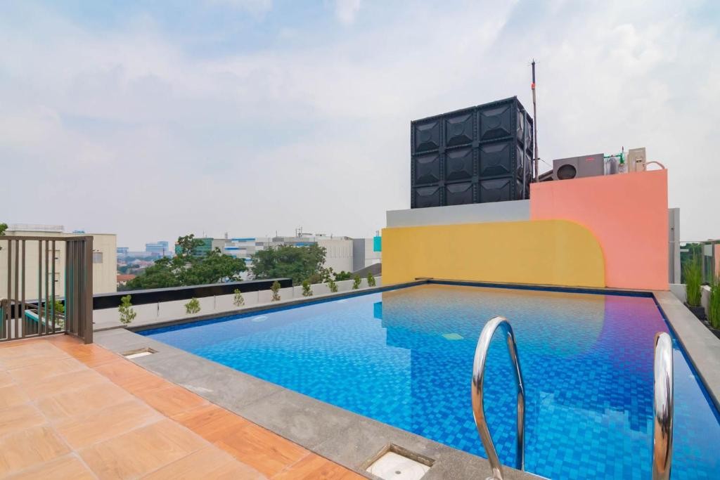 Sans Hotel Alexander Bandung 54/66