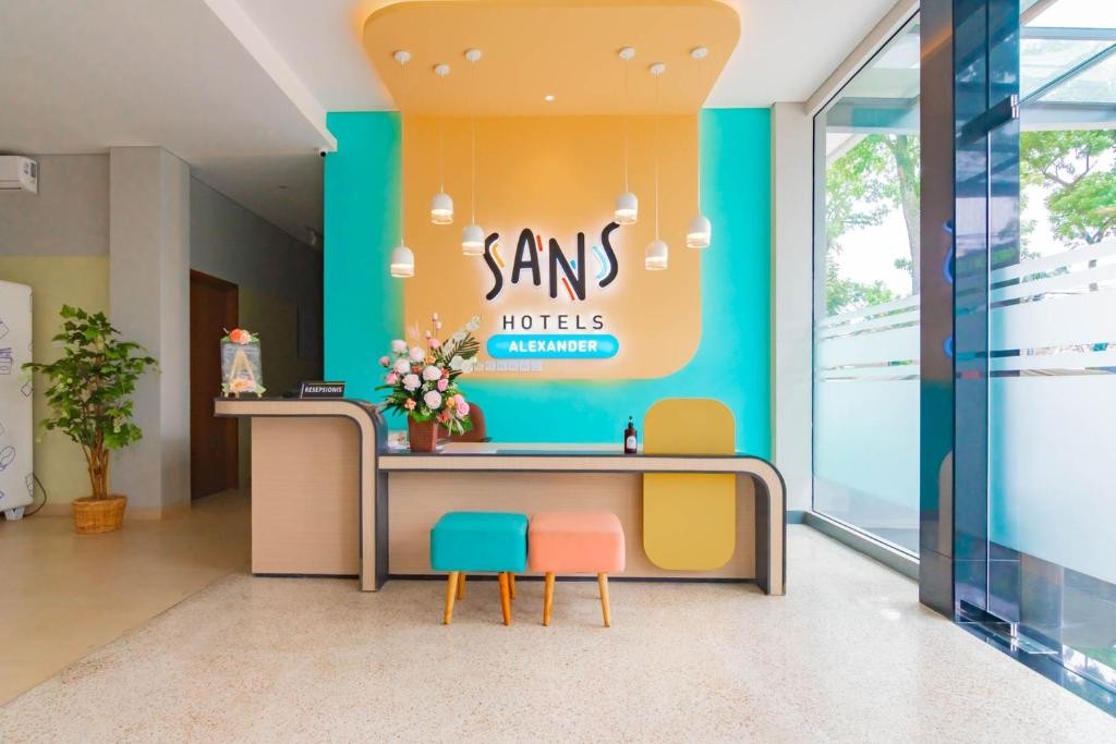Sans Hotel Alexander Bandung 13/66
