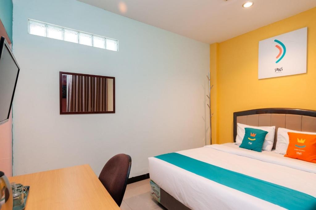 Sans Hotel Finest Medan 22/68