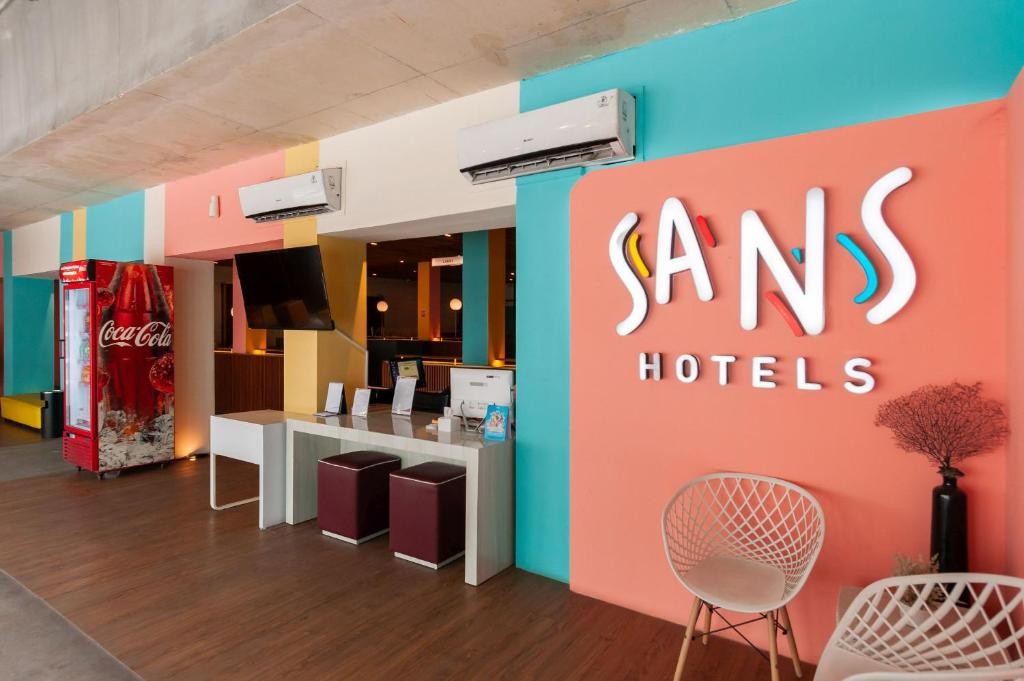 Sans Hotel Finest Medan 6/68