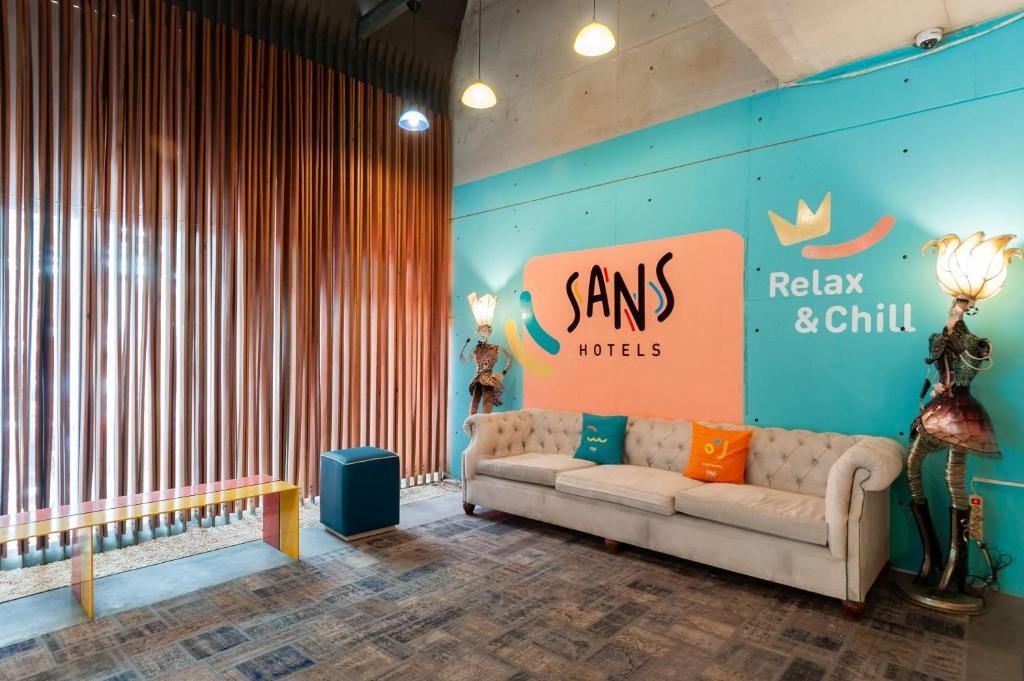 Sans Hotel Finest Medan 46/68