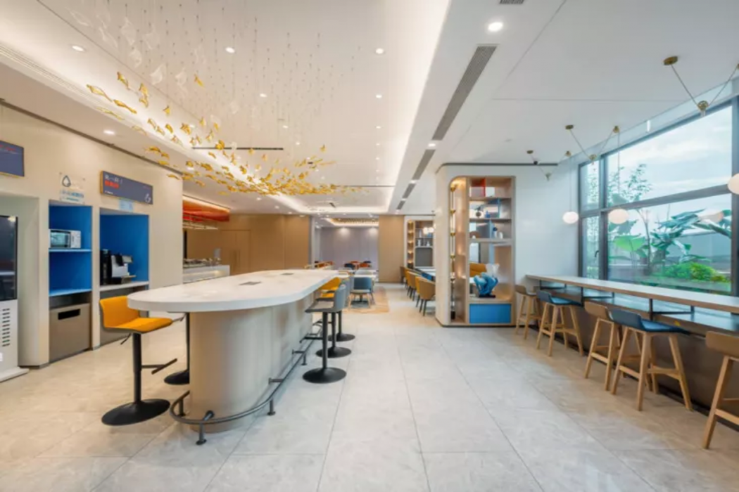 Holiday Inn Express Jiangmen East Station 27/51