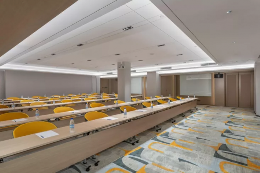 Holiday Inn Express Dandong City Center 21/47