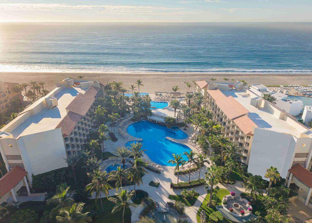 GR Solaris Lighthouse Los Cabos 16/73