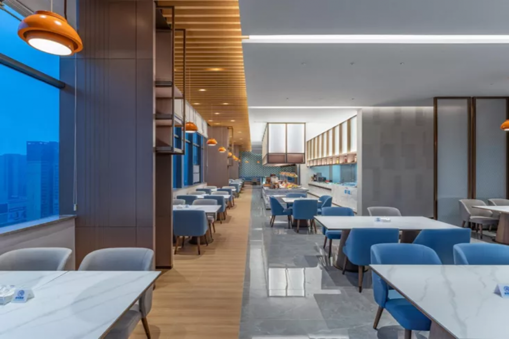 Holiday Inn Express Bazhong Center 17/27