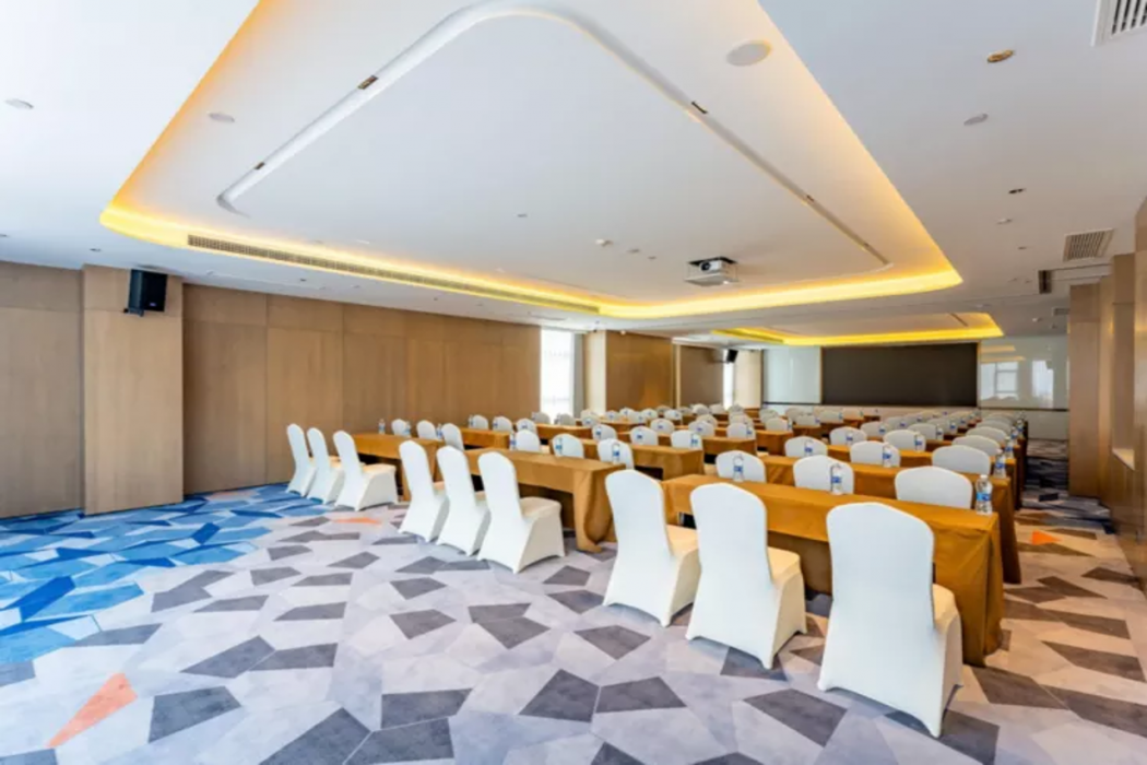 Holiday Inn Express Suzhou Bay 12/27
