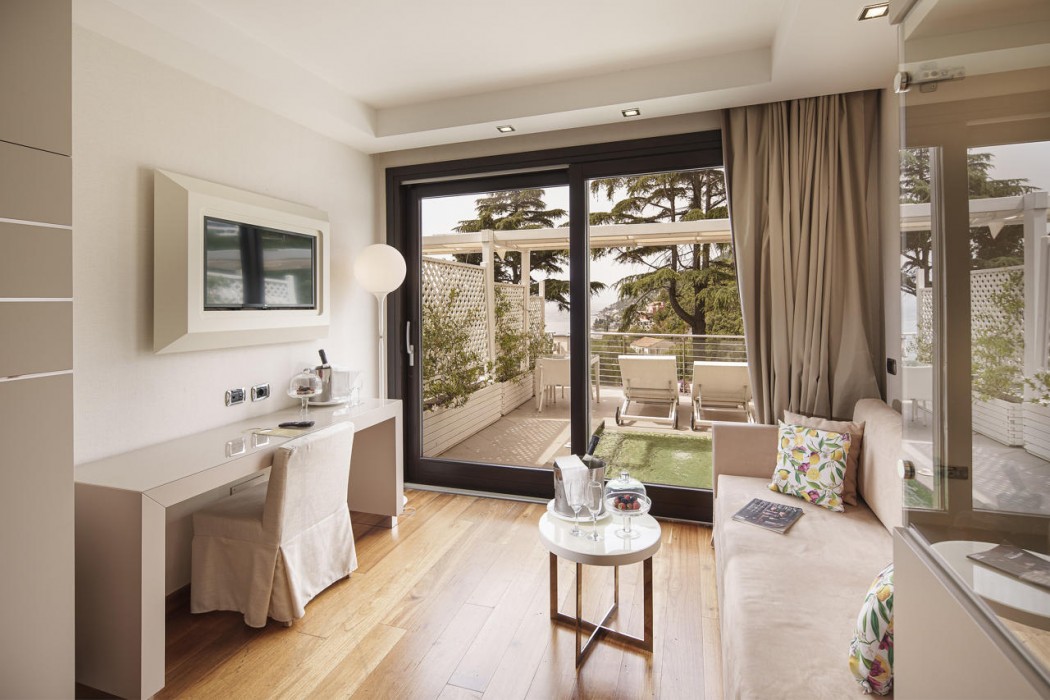 Paradiso Relais Hotel 23/92