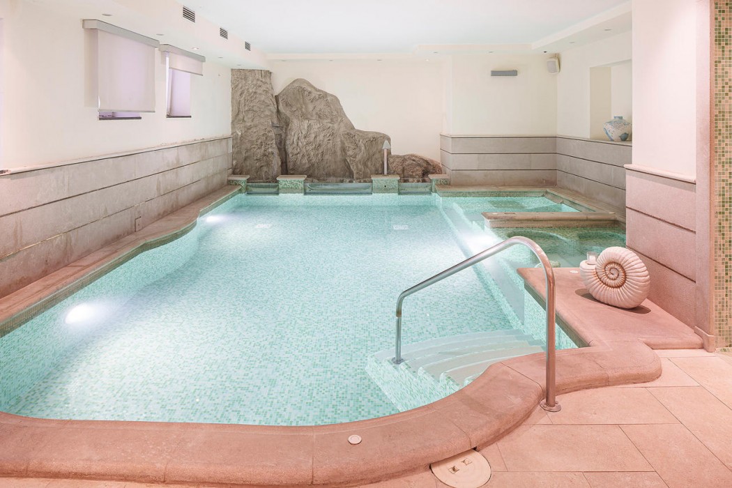Paradiso Relais Hotel 46/92