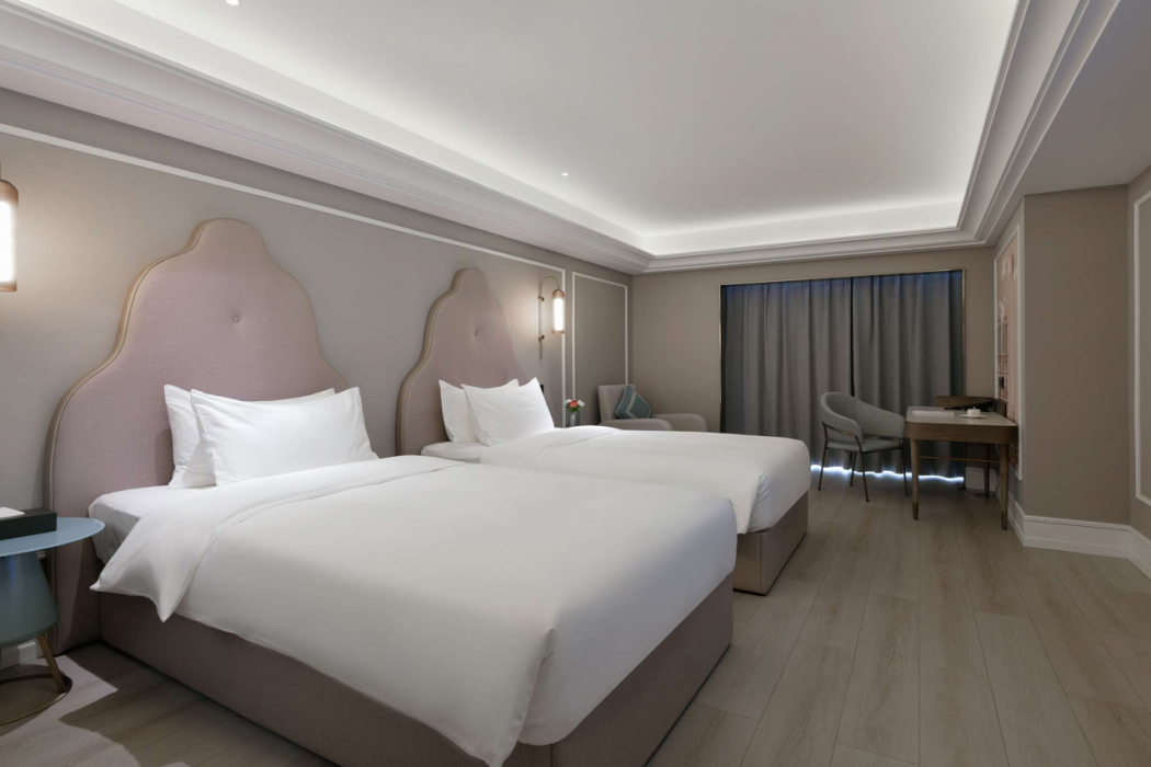 Mercure Chengdu Jiuyanqiao 7/31