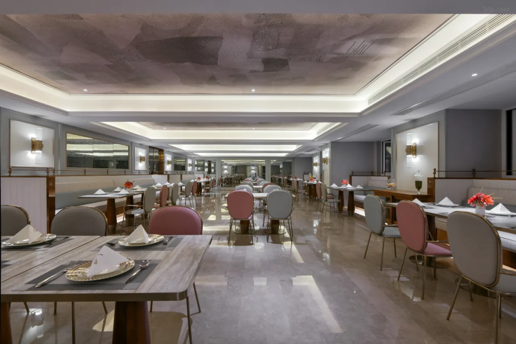 Mercure Chengdu Jiuyanqiao 27/31