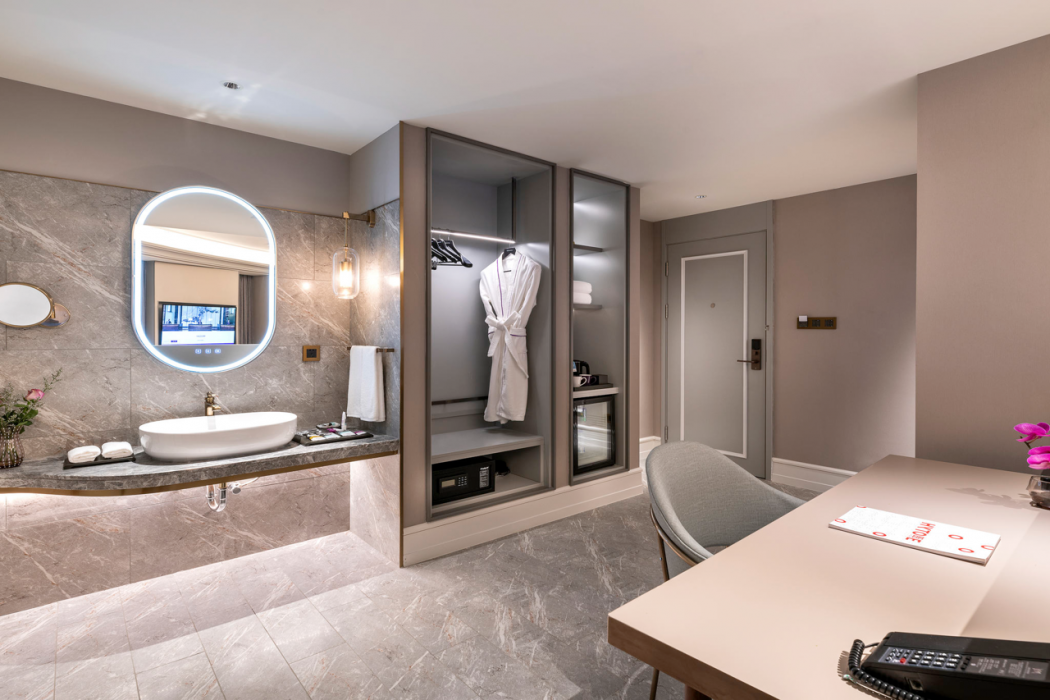 Mercure Shanghai Xujiahui South 7/31