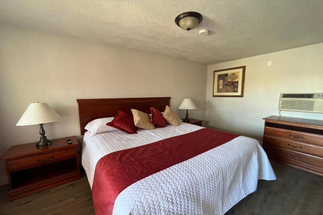 Arizona 9 Motor Hotel 9/28