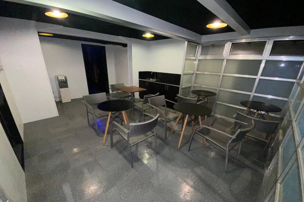 ARK Hostel City Center Manila 19/36
