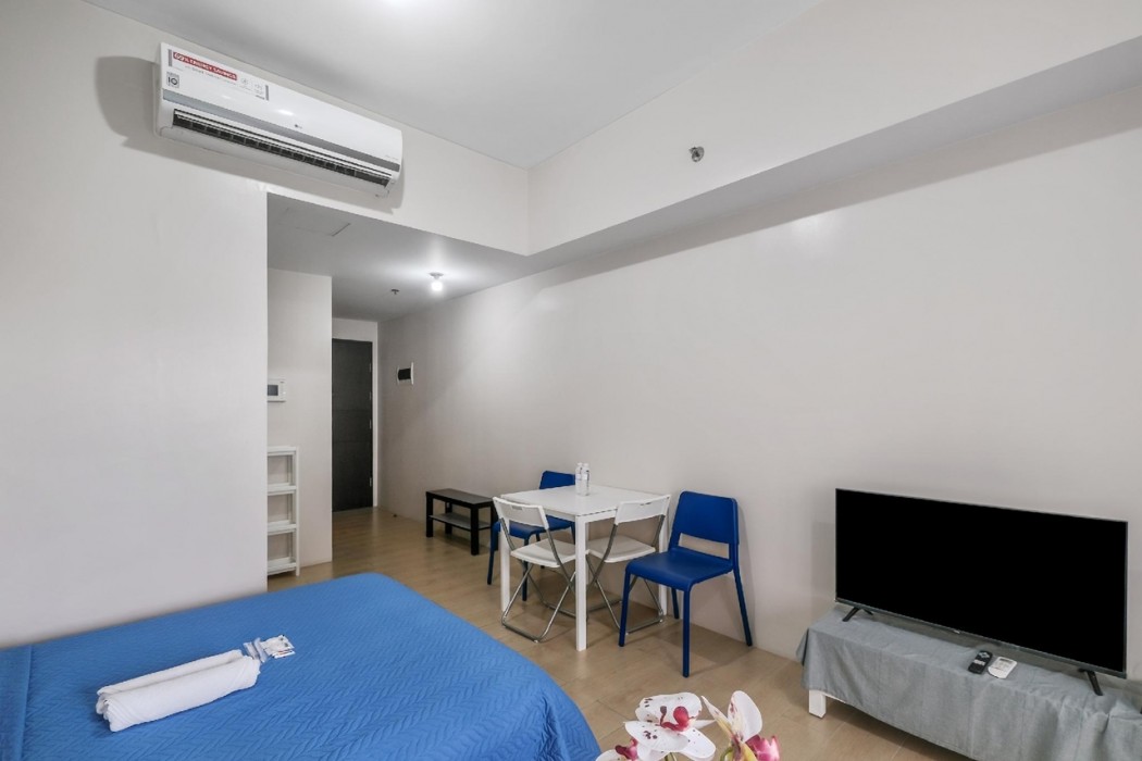 Tess and Tessha Condotel near T3 Airport 18/62