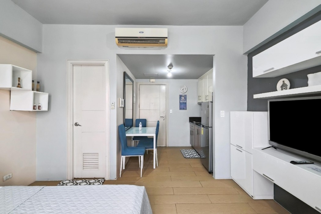 Tess and Tessha Condotel near T3 Airport 20/62
