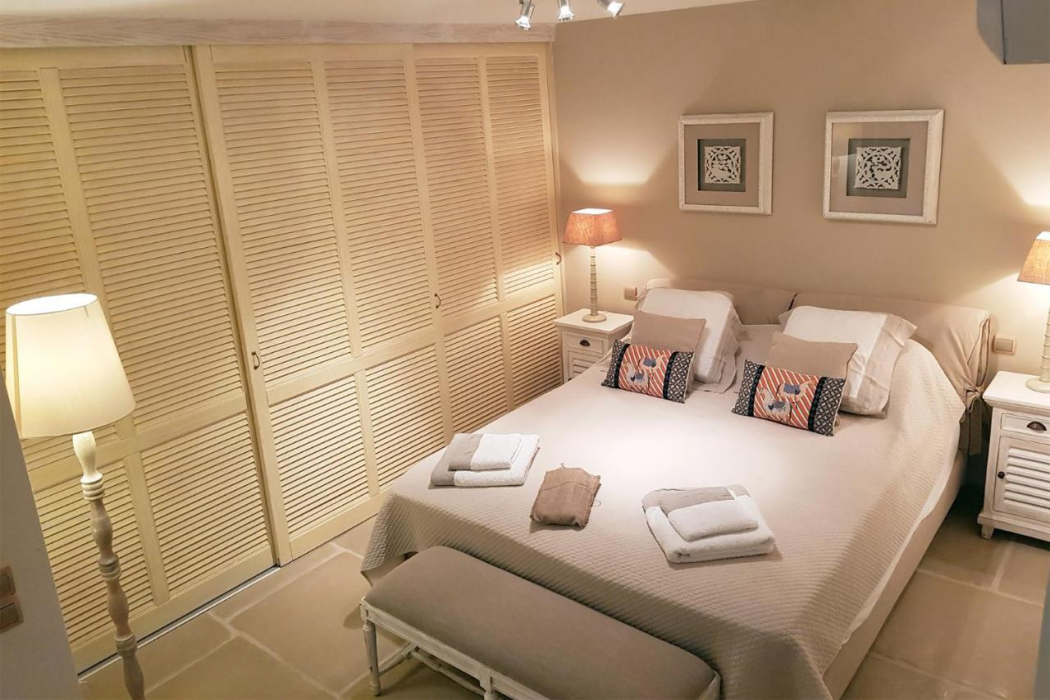 Thermesea Luxury Lodge 10/68