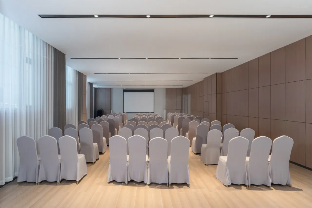 Holiday Inn Express Shangri-La 21/41