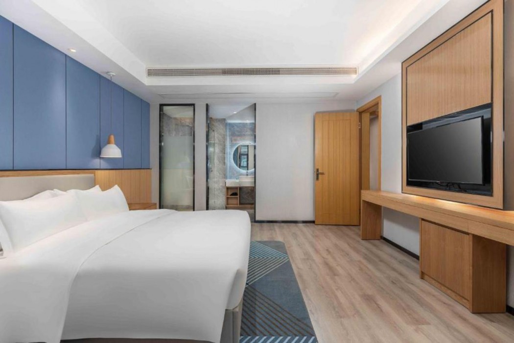 Holiday Inn Express Huangshi Cihu Lake 10/37