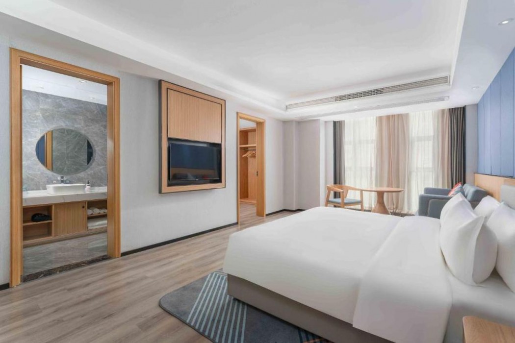 Holiday Inn Express Huangshi Cihu Lake 12/37