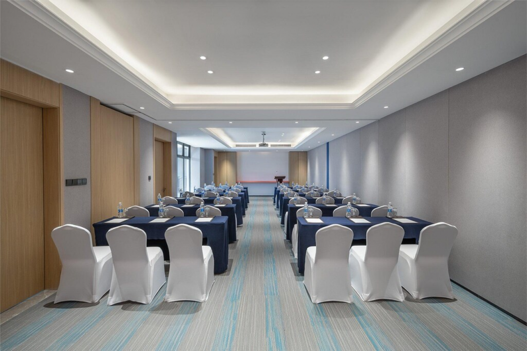 Holiday Inn Express Wenchang 32/52