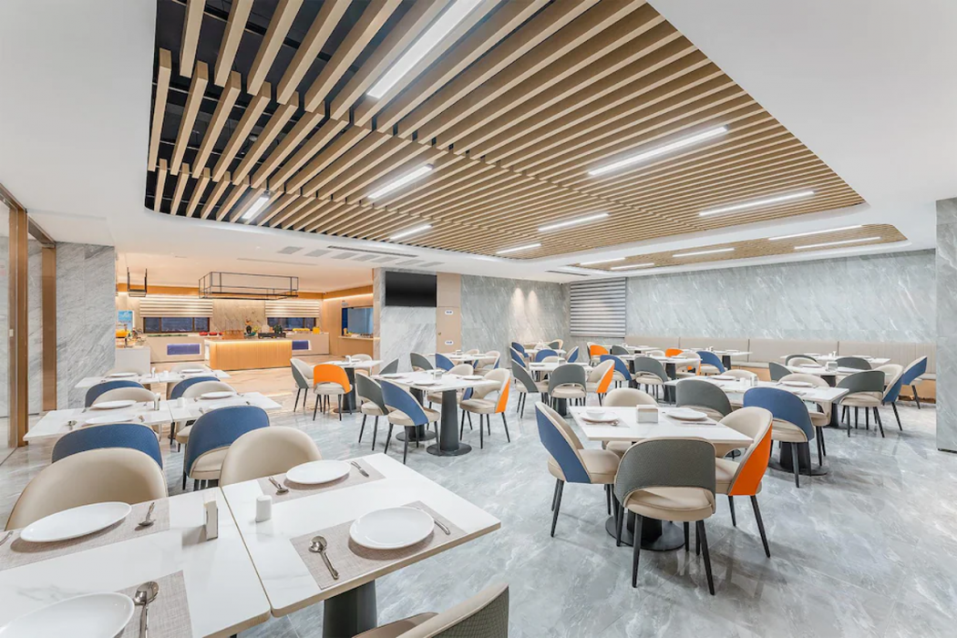 Holiday Inn Express Quanzhou Taishang District 37/46