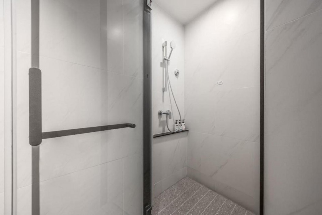 Holiday Inn Express Shantou Chenghai 7/48