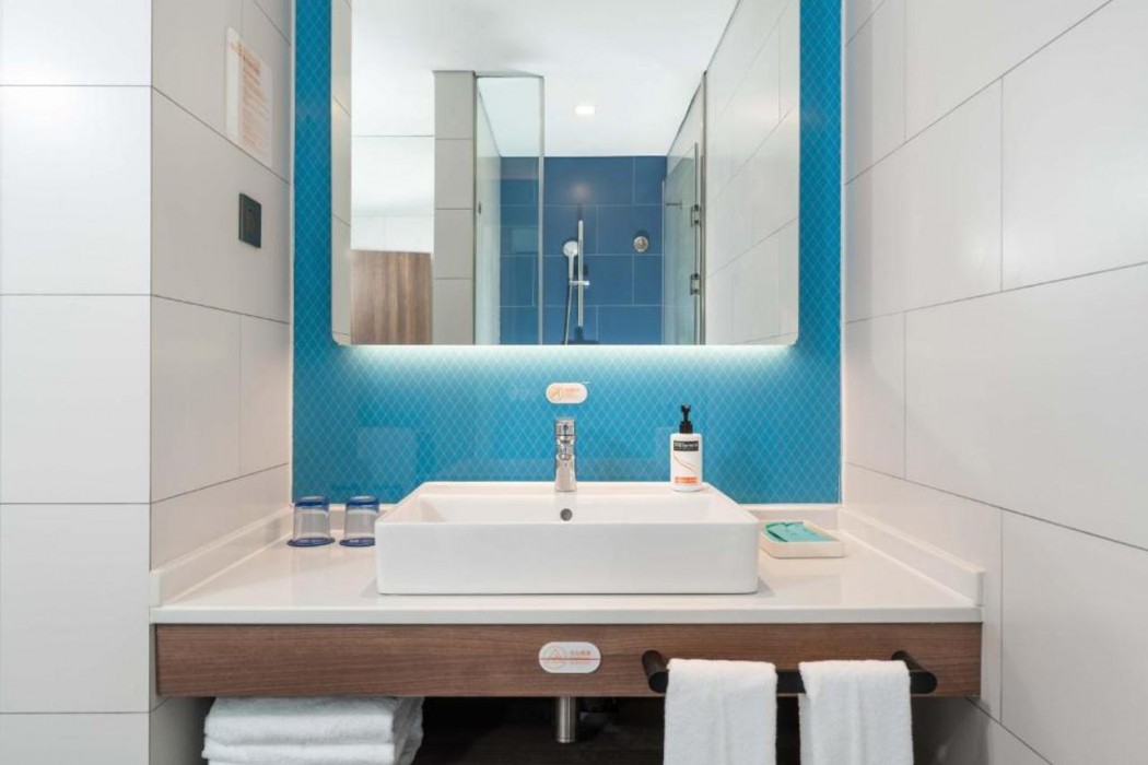 Holiday Inn Express Weifang City Center 13/52