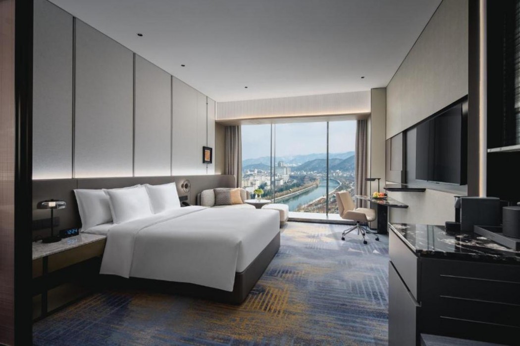 Crowne Plaza Shangluo 14/60