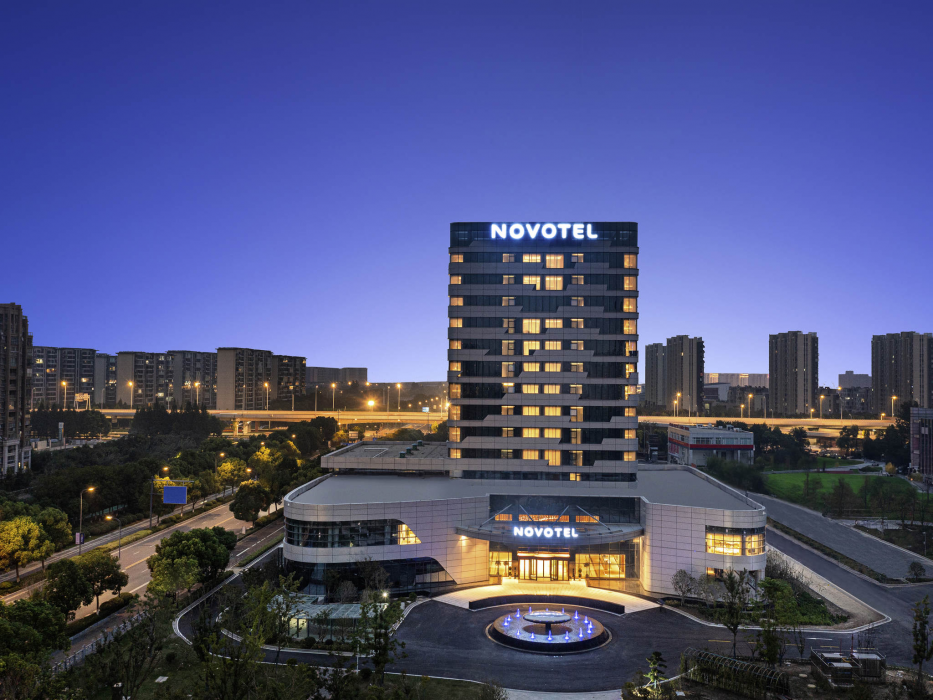 Novotel Yancheng Exhibition Center 1/54