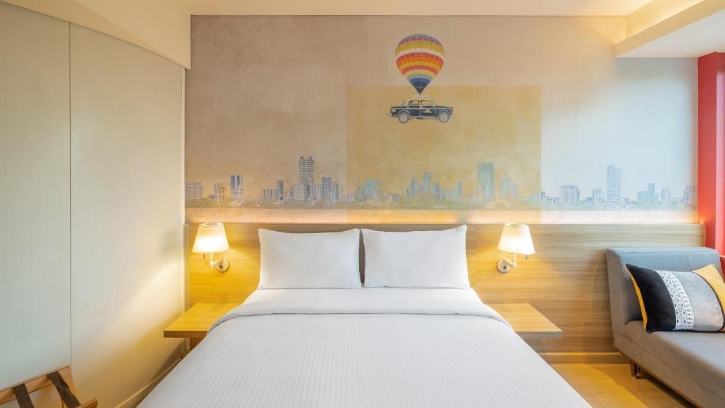 ibis Thane 11/49