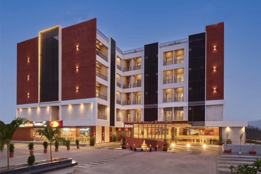 D Square Statue of Unity Kevadia, a member of Radisson Individuals 1/50