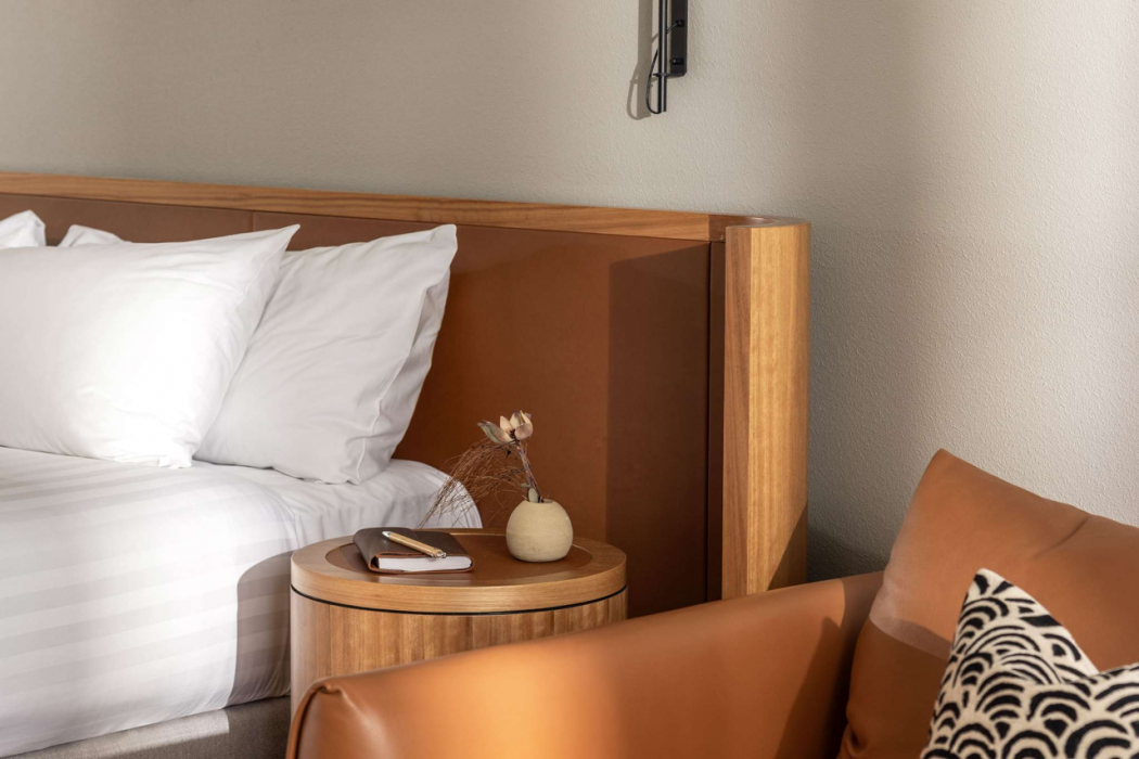 Wonil Hotel Perth - Handwritten Collection 10/64