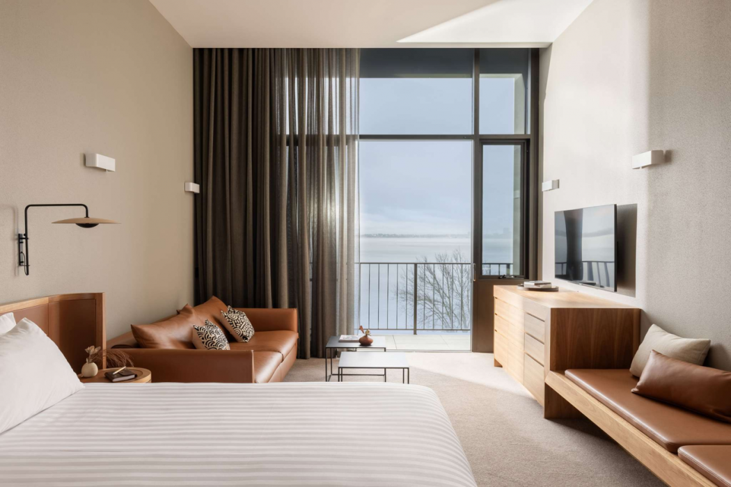 Wonil Hotel Perth - Handwritten Collection 11/64