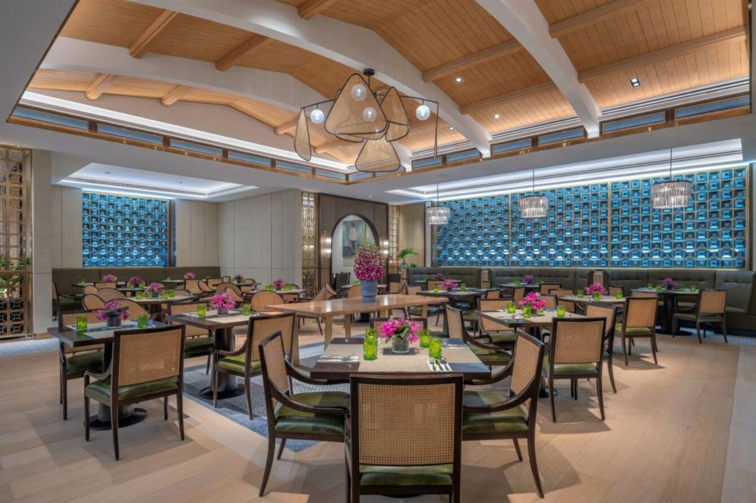 Solaire Resort Quezon City 32/64
